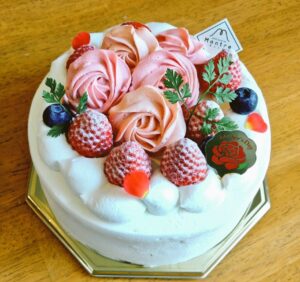 母の日デコレーションケーキ|新安城のお菓子の店(ケーキ屋)|モントル|お誕生日ケーキ・季節のタルト・焼き菓子ギフトなど。カフェ併設